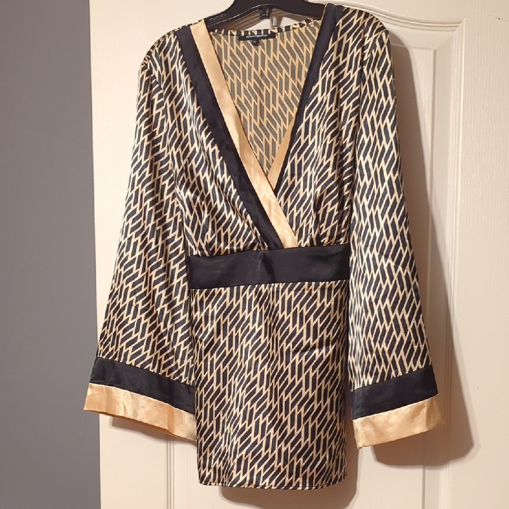 Elegant Black and Gold Women's Blouse